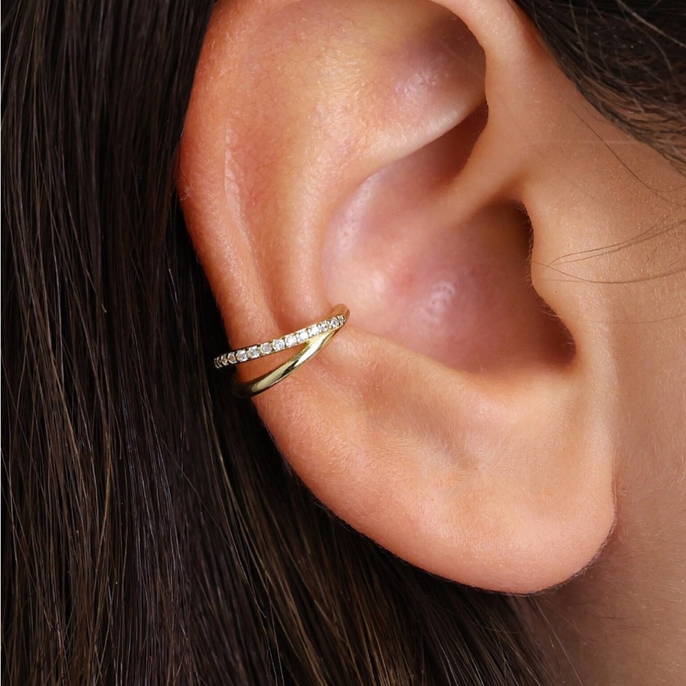 Elegant 14k solid gold double hoop